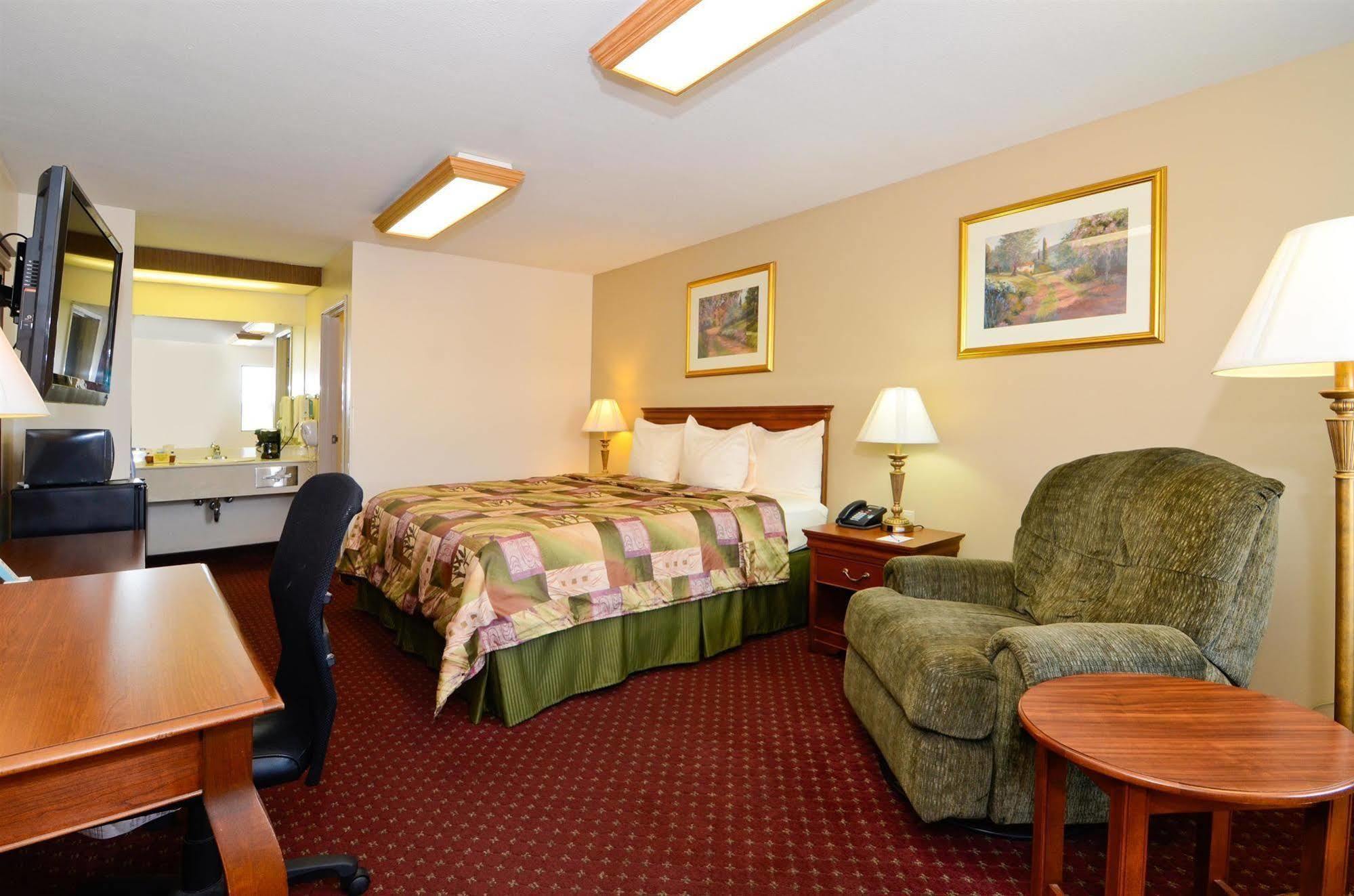 Super 8 By Wyndham Mcgehee Hotel Bilik gambar