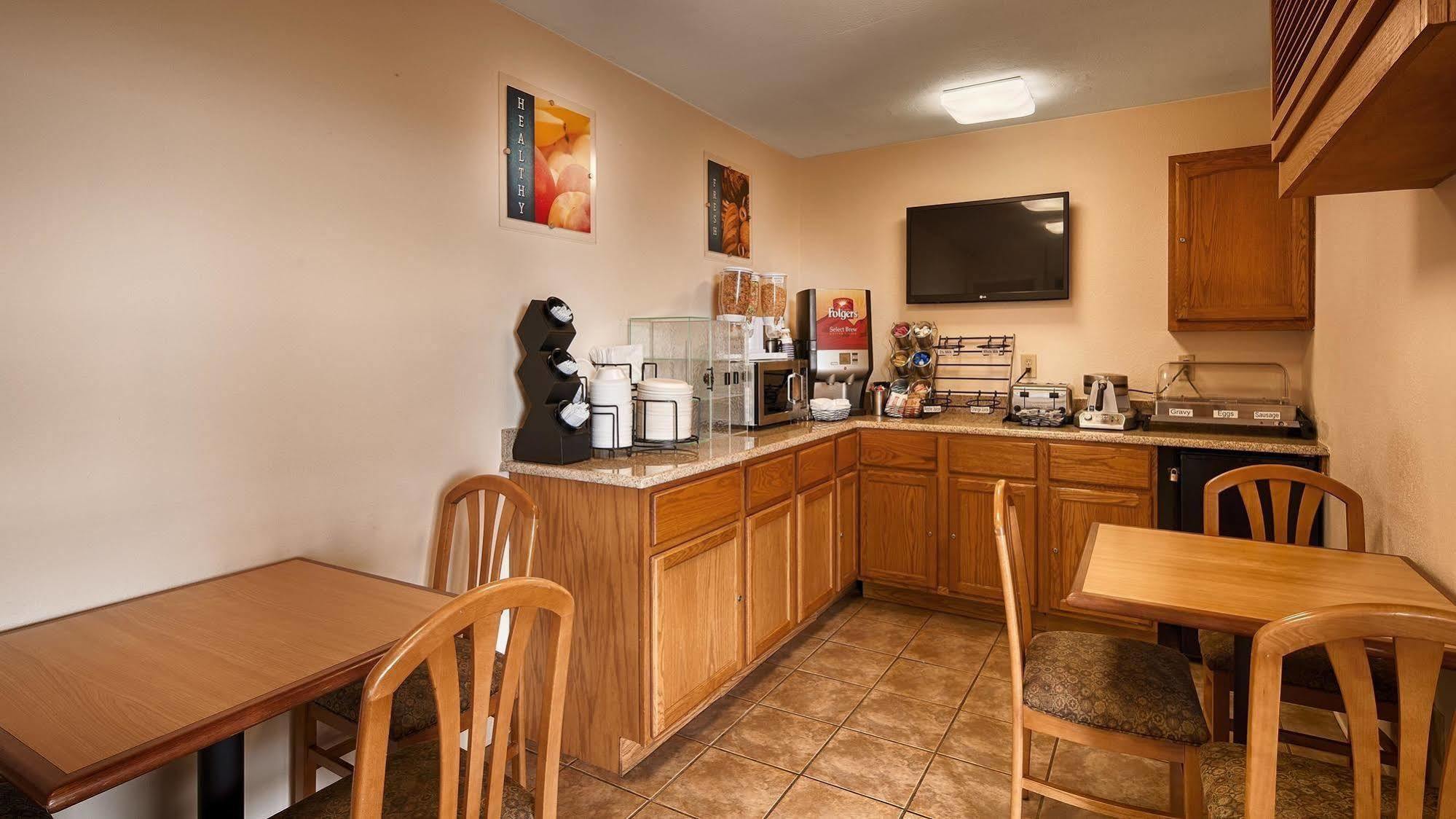 Super 8 By Wyndham Mcgehee Hotel Luaran gambar